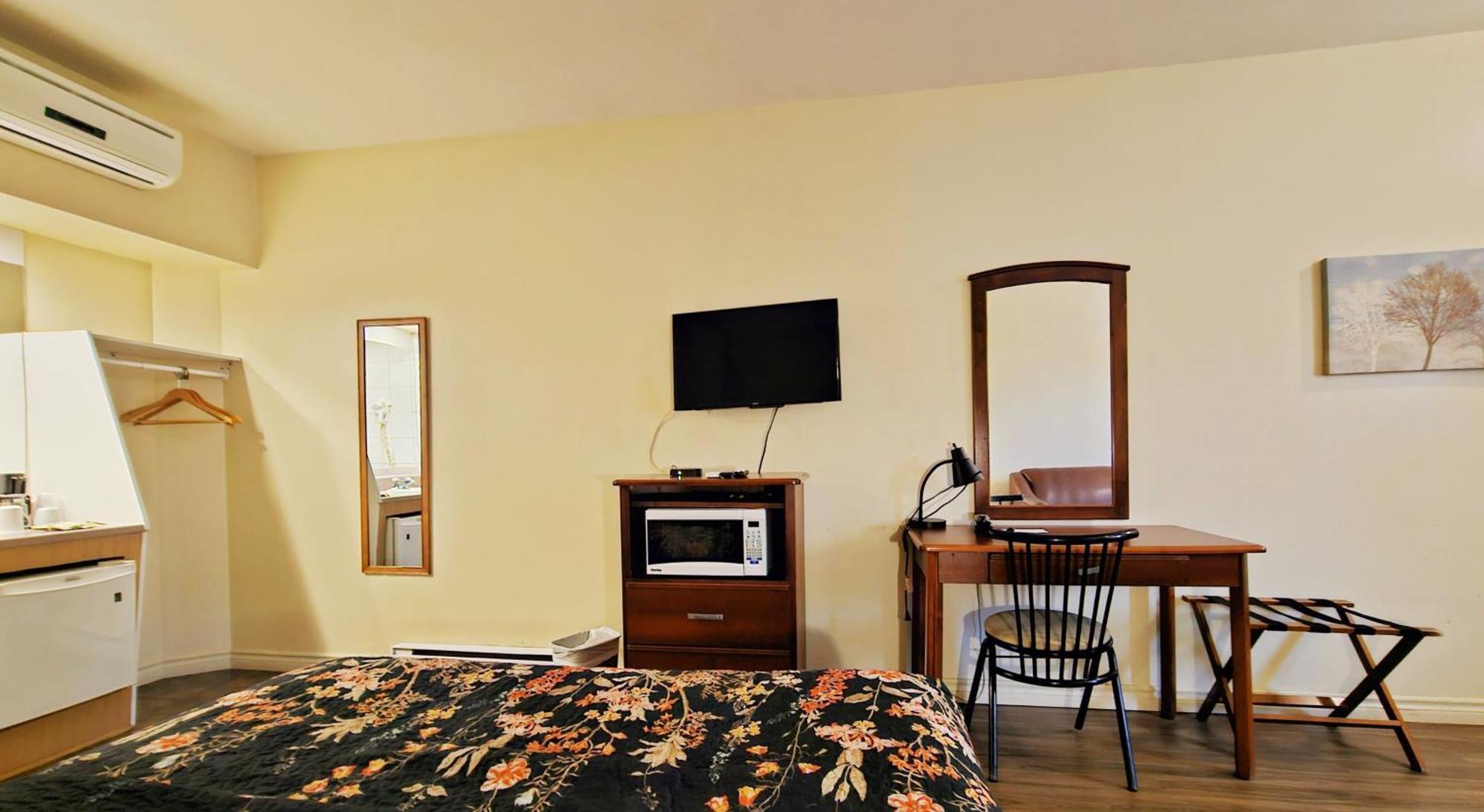 Hotel-Motel Drummond Drummondville Room photo