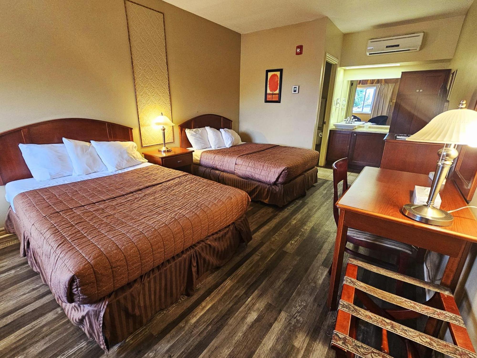 Hotel-Motel Drummond Drummondville Room photo