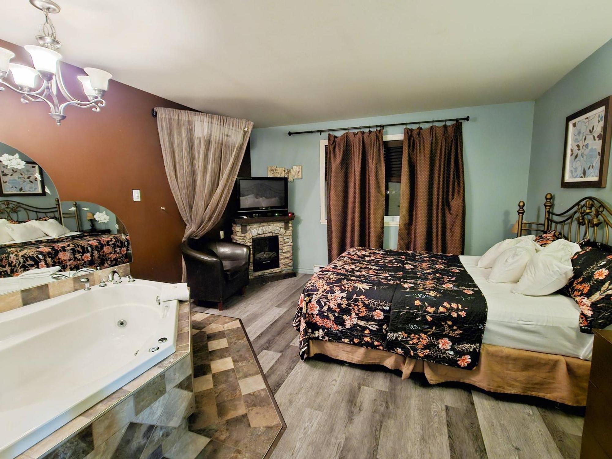 Hotel-Motel Drummond Drummondville Exterior photo