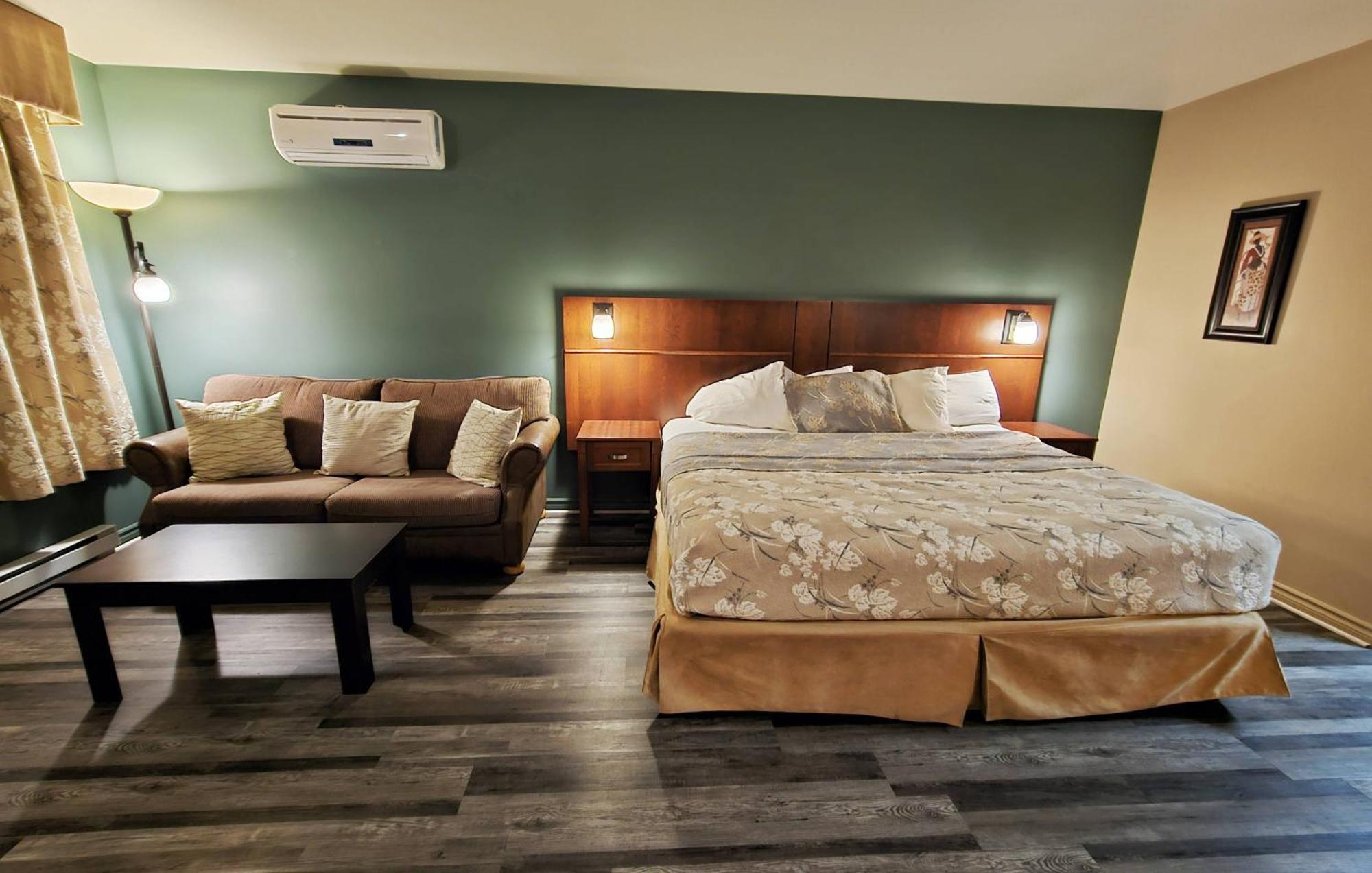 Hotel-Motel Drummond Drummondville Exterior photo